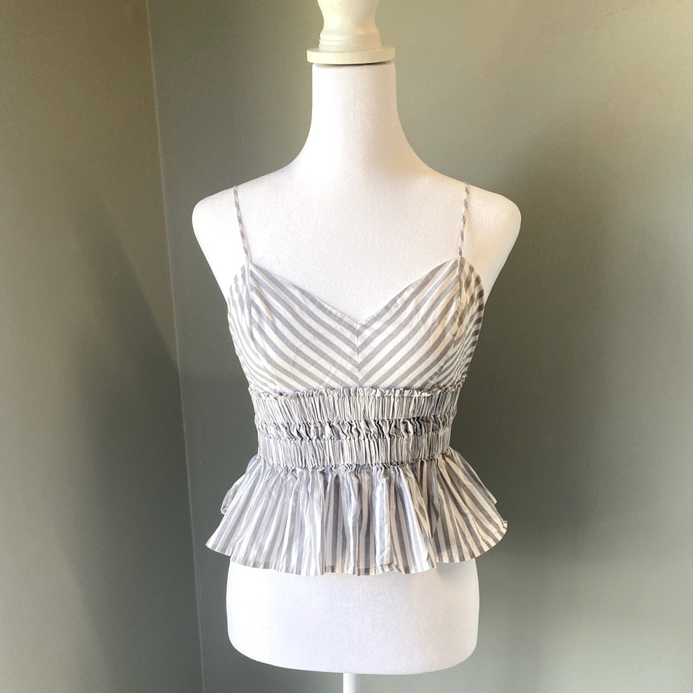 Express | Stripe Ruffle Crop Top size S ✨